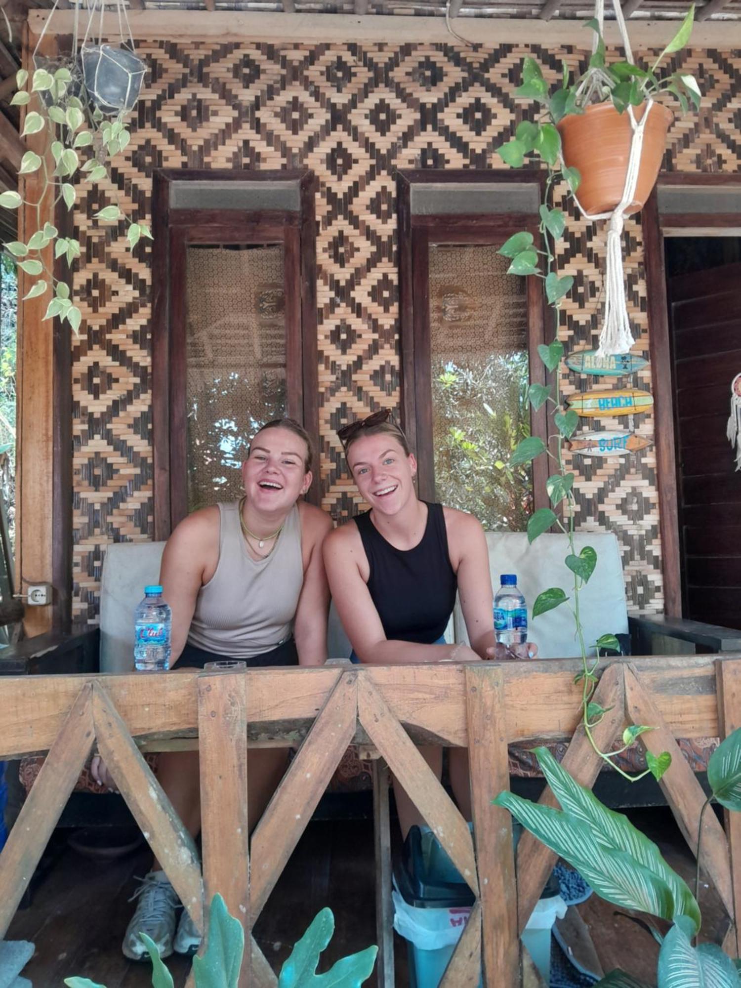 Anik Homestay & Dormy Batukaras المظهر الخارجي الصورة