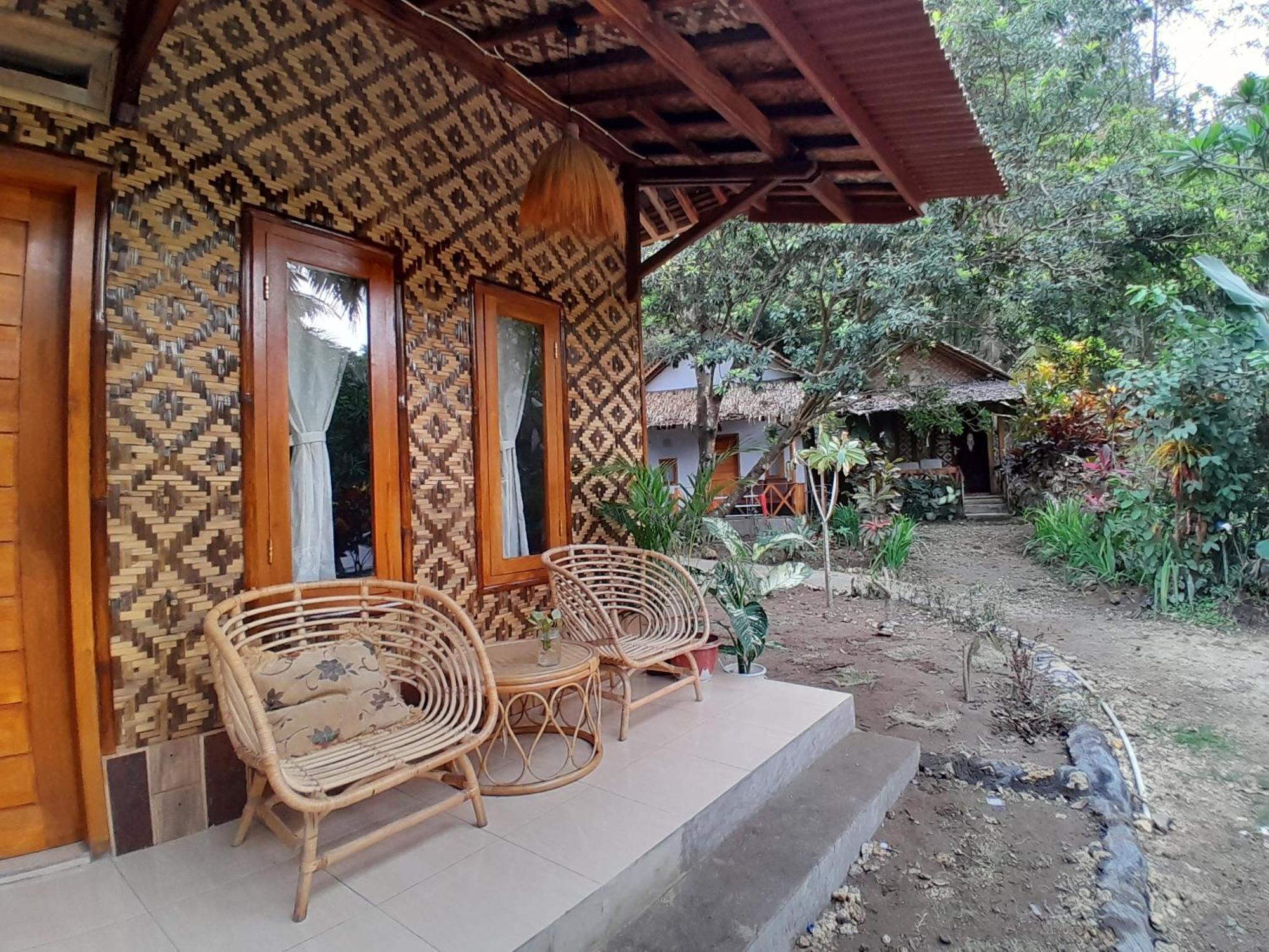 Anik Homestay & Dormy Batukaras المظهر الخارجي الصورة